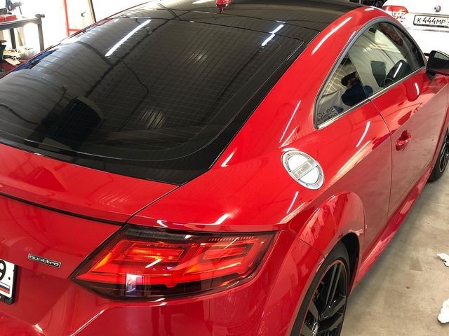 Оклейка крыши AUDI TT