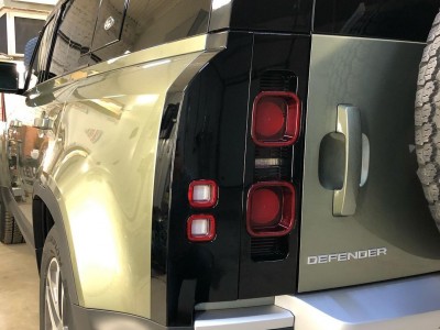 Оклеили Land Rover Defender 2021 плёнкой Bodifense
