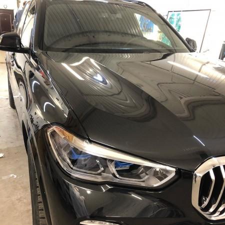 Тонирование стёкол BMW X5 плёнкой Solar Screen Selecta